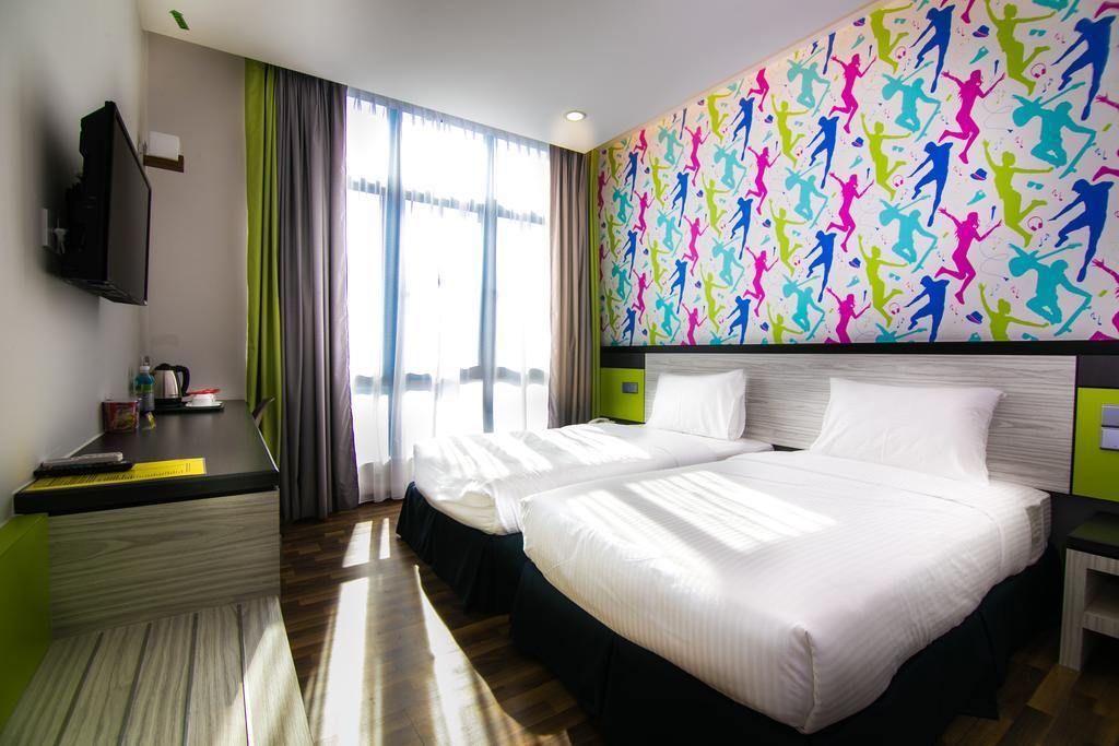 איפוה Indra Hotel - Boutique Suites מראה חיצוני תמונה