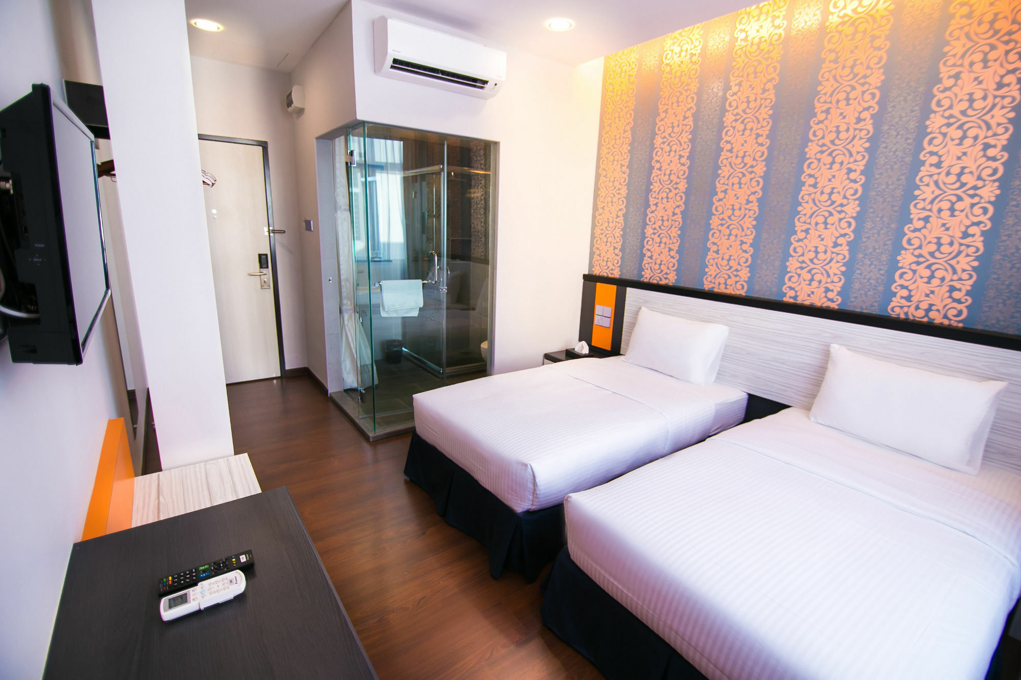 איפוה Indra Hotel - Boutique Suites מראה חיצוני תמונה