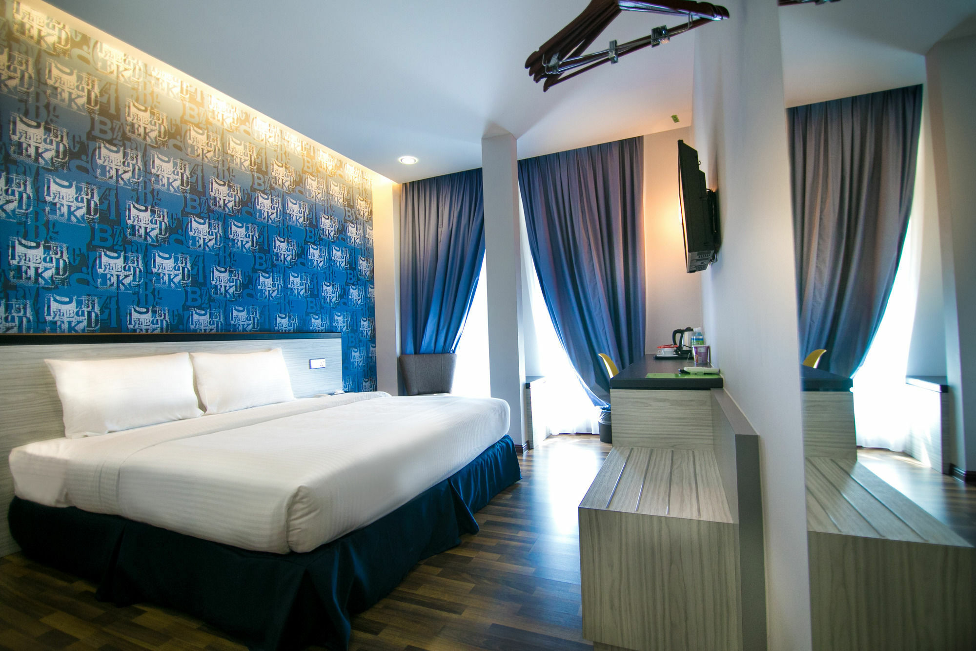 איפוה Indra Hotel - Boutique Suites מראה חיצוני תמונה