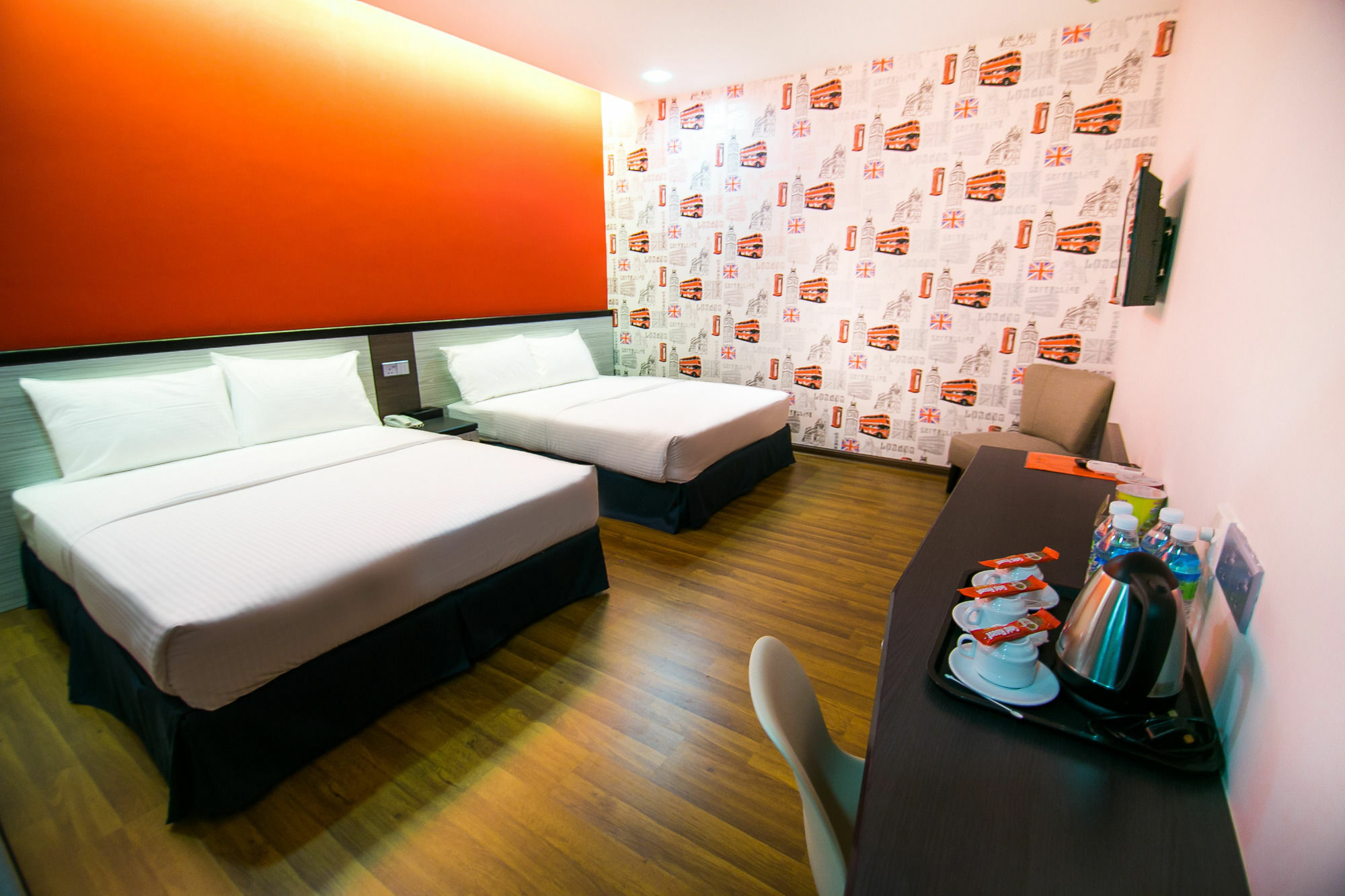איפוה Indra Hotel - Boutique Suites מראה חיצוני תמונה