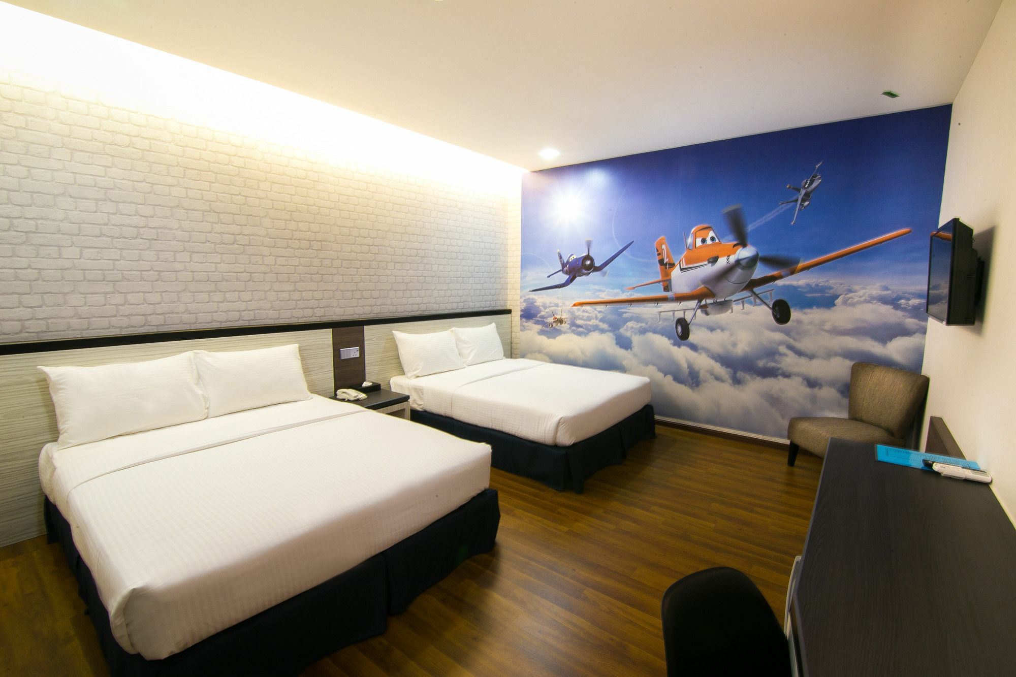 איפוה Indra Hotel - Boutique Suites מראה חיצוני תמונה