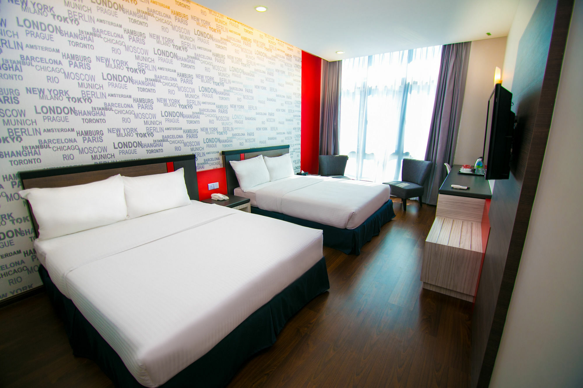 איפוה Indra Hotel - Boutique Suites מראה חיצוני תמונה